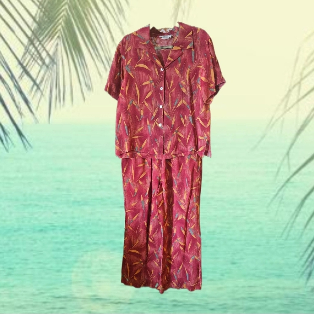 Timbuktu Station Women's Tropical Top & Bottom (Pants) Print Set.